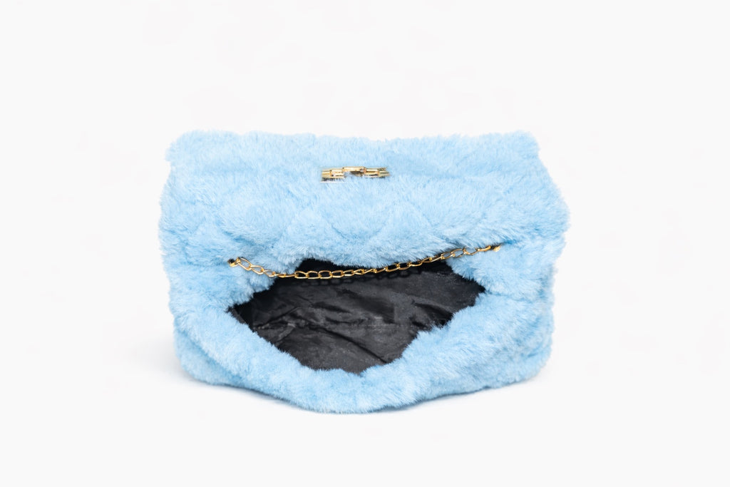 Καπιτονέ Γούνινη Τσάντα Ώμου σε Μπεζ με Χρυσή Αλυσίδα